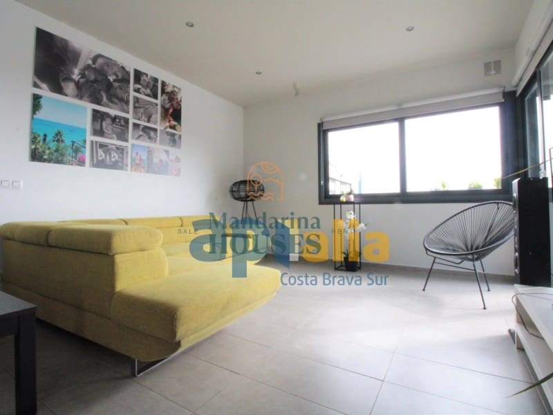 3 quarto Moradia para venda em Lloret de Mar com piscina - 559 000 € (Ref: 7729294)