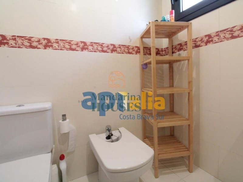 3 quarto Moradia para venda em Lloret de Mar com piscina - 559 000 € (Ref: 7729294)