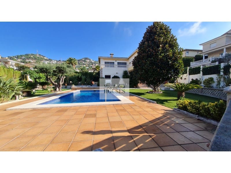 3 quarto Moradia para venda em Lloret de Mar com piscina garagem - 590 000 € (Ref: 7883968)