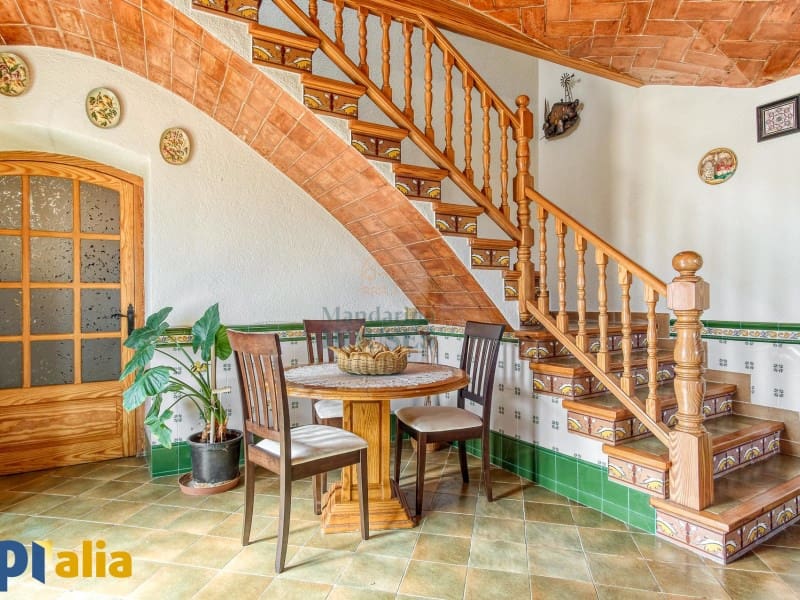 8 slaapkamer Villa te koop in Tordera met zwembad garage - € 1.200.000 (Ref: 7883969)