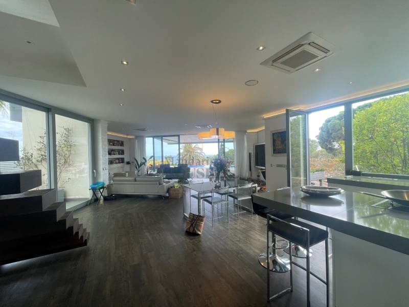 3 bedroom Villa for sale in Tossa de Mar with pool garage - € 1,315,000 (Ref: 7959256)