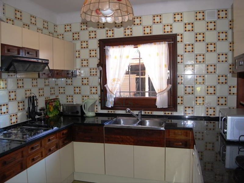 4 chambre Villa/Maison à vendre à Lloret de Mar avec piscine - 1 200 000 € (Ref: 8044953)