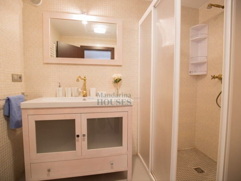 4 chambre Villa/Maison à vendre à Lloret de Mar avec piscine - 1 200 000 € (Ref: 8044953)