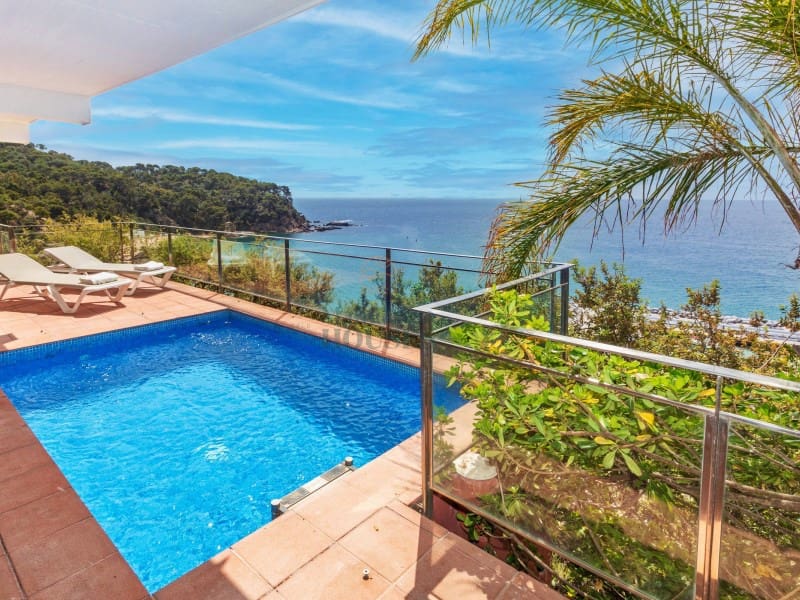 4 sovrum Villa för semesterbostäder i Lloret de Mar med pool garage - 1 323 € (Ref: 8044954)