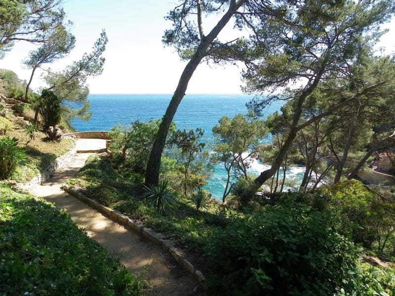 4 slaapkamer Villa voor vakantieverhuur in Blanes met zwembad garage - € 1.875 (Ref: 8044956)