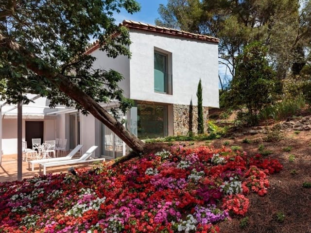 4 sovrum Villa för semesterbostäder i Blanes med pool garage - 1 875 € (Ref: 8044956)