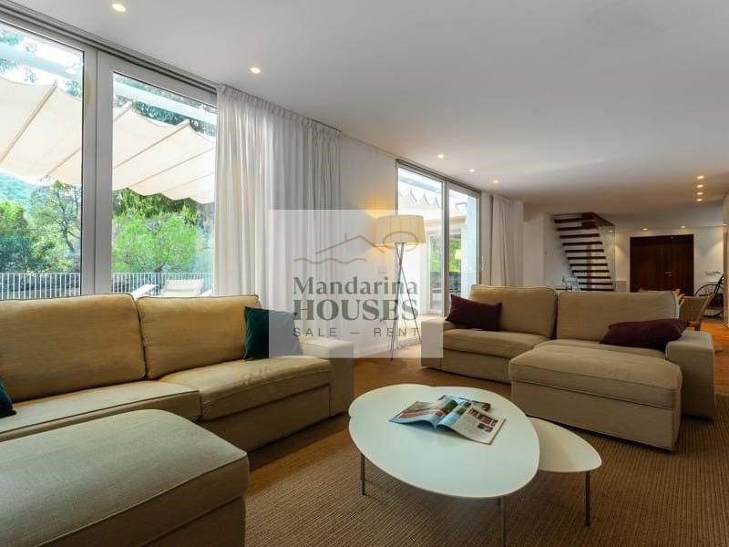 4 slaapkamer Villa voor vakantieverhuur in Blanes met zwembad garage - € 1.875 (Ref: 8044956)