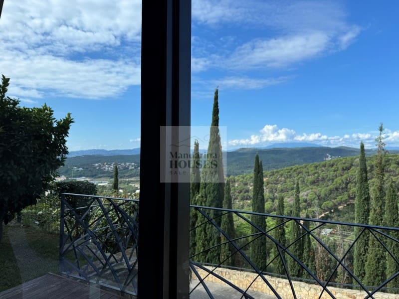 6 bedroom Villa for sale in Lloret de Mar with pool garage - € 1,990,000 (Ref: 8113399)