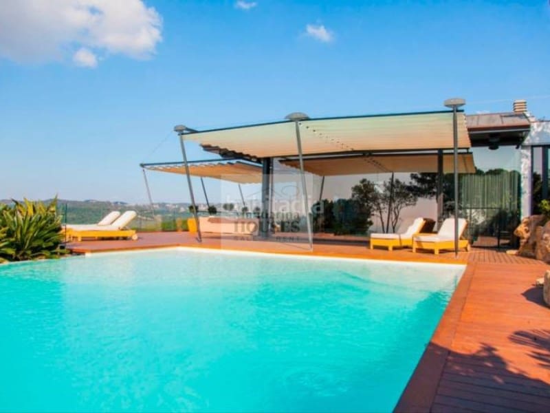 6 bedroom Villa for sale in Lloret de Mar with pool garage - € 1,990,000 (Ref: 8113399)