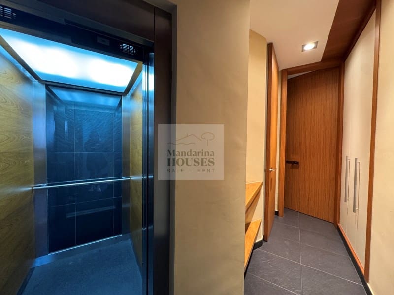 6 bedroom Villa for sale in Lloret de Mar with pool garage - € 1,990,000 (Ref: 8113399)