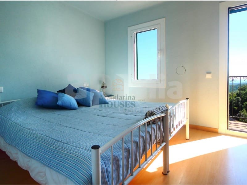 3 quarto Moradia para venda em Lloret de Mar com piscina - 700 000 € (Ref: 8245074)