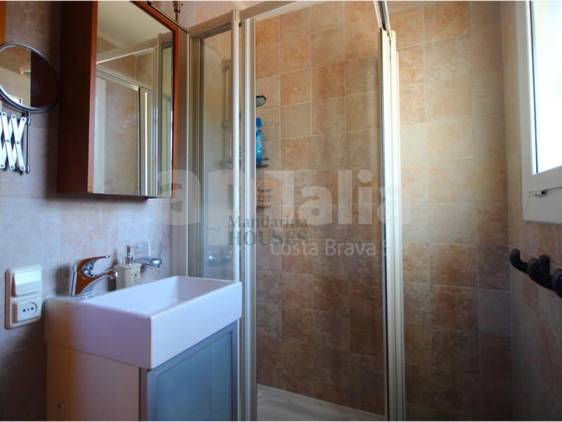 3 quarto Moradia para venda em Lloret de Mar com piscina - 700 000 € (Ref: 8245074)