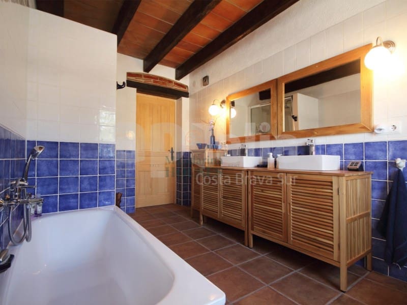 3 quarto Moradia para venda em Lloret de Mar com piscina - 700 000 € (Ref: 8245074)