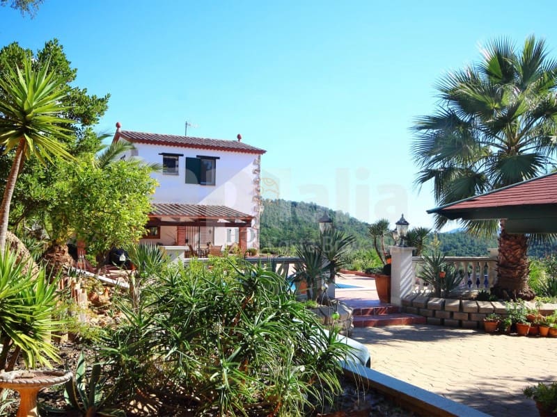 3 quarto Moradia para venda em Lloret de Mar com piscina - 700 000 € (Ref: 8245074)