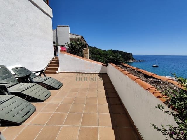 5 slaapkamer Villa te koop in Canyelles, Lloret de Mar met garage - € 1.050.000 (Ref: 8289308)