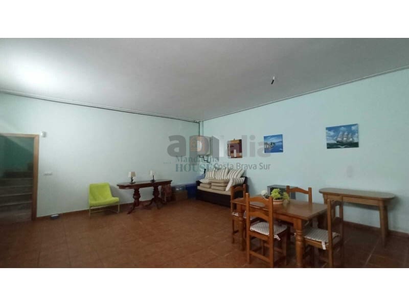 3 soveværelse Villa til salg i Vidreres med swimmingpool - € 295.000 (Ref: 8466729)