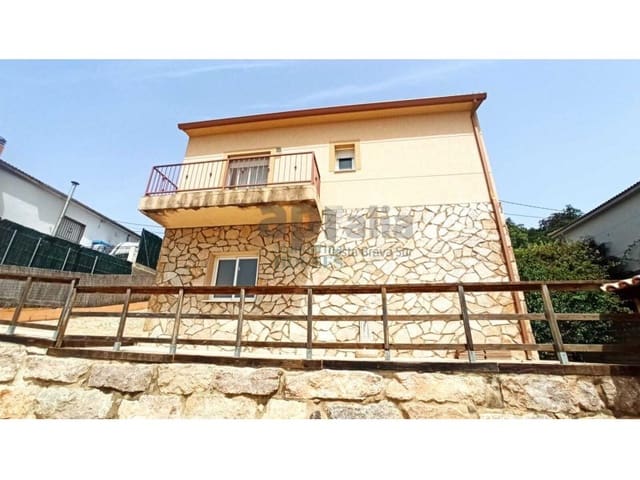 3 bedroom Villa for sale in Aiguaviva Parc, Vidreres with pool - € 295,000 (Ref: 8466729)