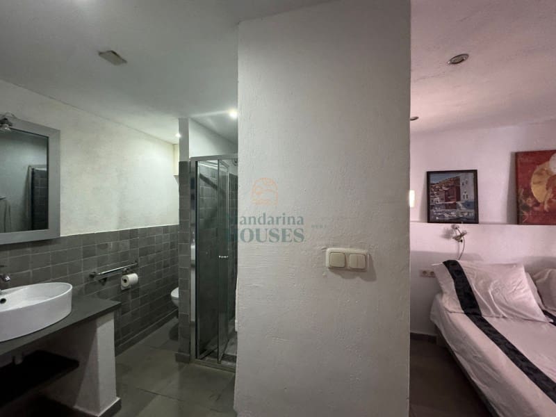 3 soveværelse Villa til salg i Lloret de Mar med swimmingpool garage - € 399.000 (Ref: 8479367)