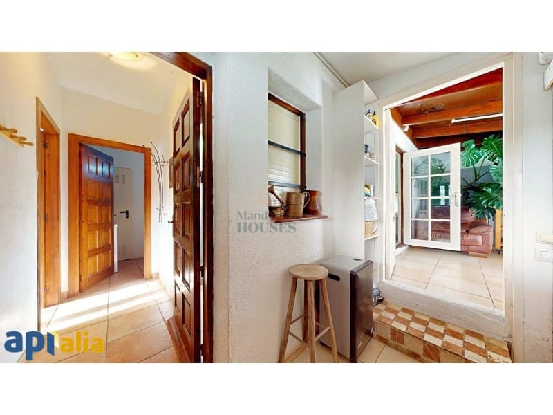 3 soveværelse Villa til salg i Lloret de Mar med swimmingpool garage - € 399.000 (Ref: 8479367)