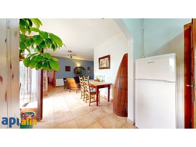 3 quarto Moradia para venda em Canyelles, Lloret de Mar com piscina garagem - 399 000 € (Ref: 8479367)