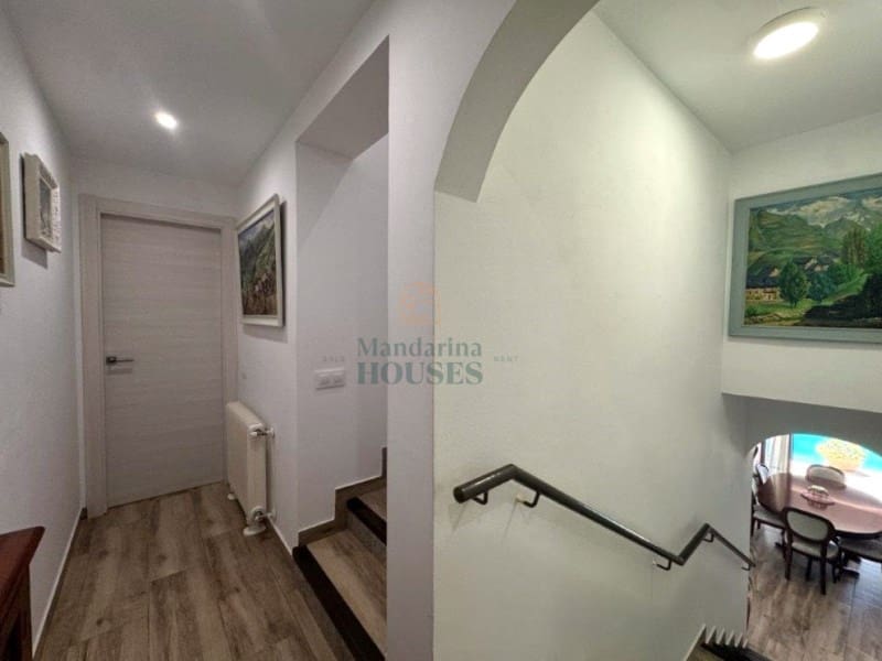 5 slaapkamer Villa te koop in Lloret de Mar met garage - € 799.000 (Ref: 8522910)