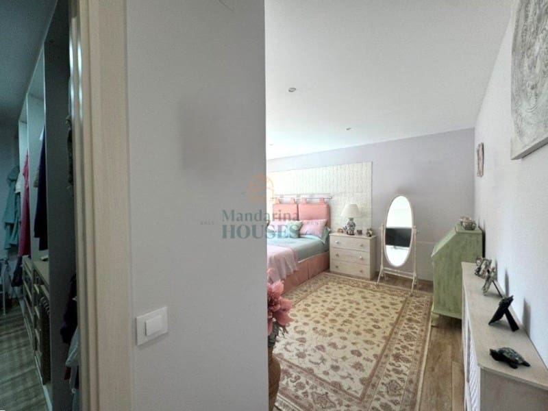 5 slaapkamer Villa te koop in Lloret de Mar met garage - € 799.000 (Ref: 8522910)