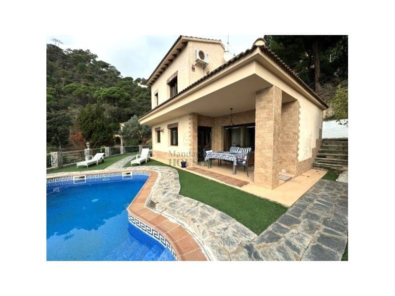 3 soverom Villa til salgs i Lloret de Mar - € 495 000 (Ref: 8678147)