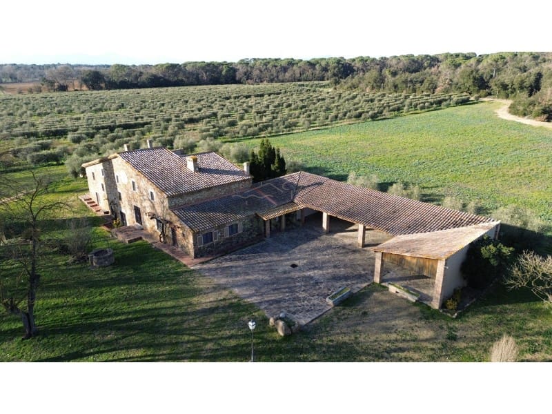 6 soveværelse Villa til salg i Llagostera med garage - € 1.090.000 (Ref: 8836863)