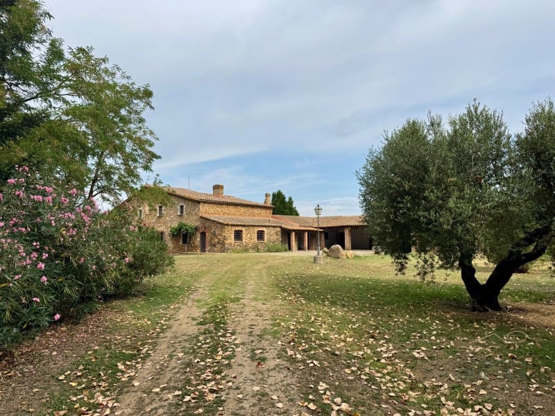 6 soveværelse Villa til salg i Llagostera med garage - € 1.090.000 (Ref: 8836863)