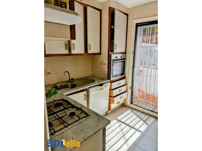 4 soveværelse Villa til salg i Lloret de Mar - € 350.000 (Ref: 8886338)