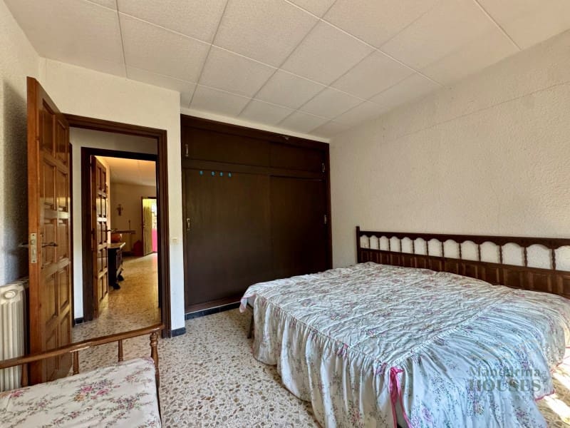 4 soveværelse Villa til salg i Lloret de Mar med garage - € 499.000 (Ref: 9131898)