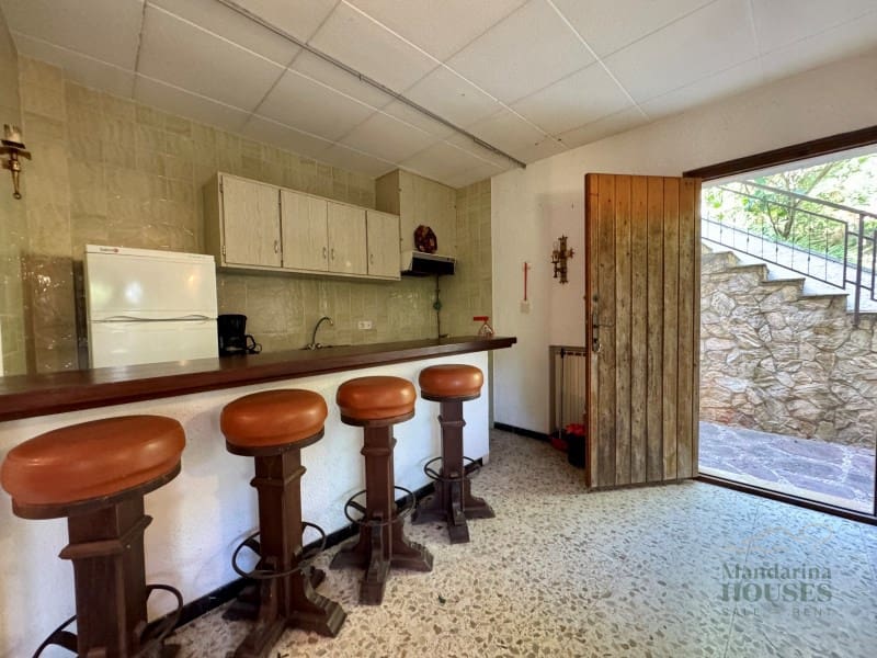 4 soveværelse Villa til salg i Lloret de Mar med garage - € 499.000 (Ref: 9131898)