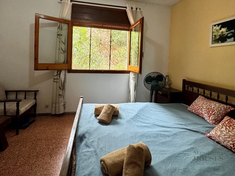 4 soveværelse Villa til salg i Lloret de Mar med garage - € 499.000 (Ref: 9131898)