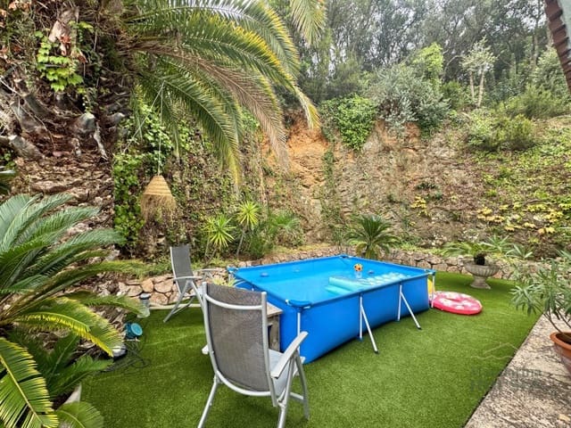 4 soveværelse Villa til salg i Canyelles, Lloret de Mar med garage - € 499.000 (Ref: 9131898)