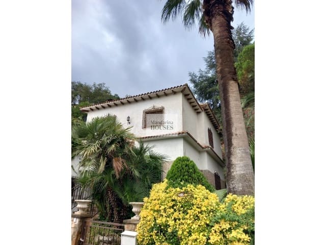Chalet de 4 habitaciones en Canyelles, Lloret de Mar en venta con garaje - 369.000 € (Ref: 9131898)
