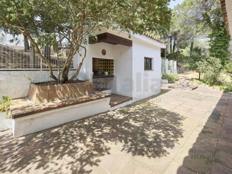 6 soveværelse Villa til salg i Lloret de Mar - € 395.000 (Ref: 9202724)