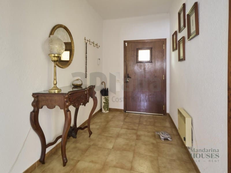 6 soveværelse Villa til salg i Lloret de Mar - € 395.000 (Ref: 9202724)