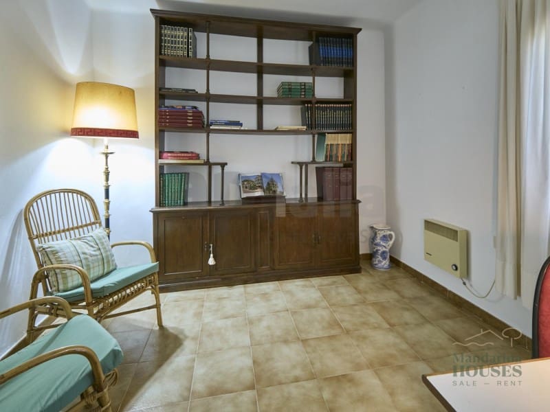 6 soveværelse Villa til salg i Lloret de Mar - € 395.000 (Ref: 9202724)