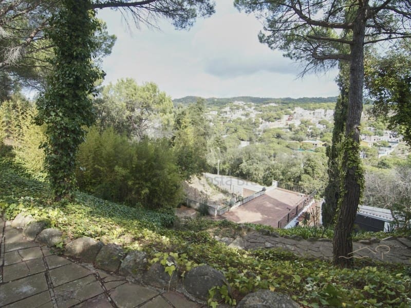 6 soveværelse Villa til salg i Lloret de Mar - € 395.000 (Ref: 9202724)