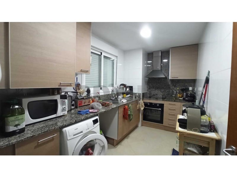 2 soveværelse Lejlighed til salg i Lloret de Mar med swimmingpool garage - € 239.000 (Ref: 9202725)