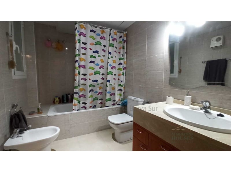 2 soveværelse Lejlighed til salg i Lloret de Mar med swimmingpool garage - € 239.000 (Ref: 9202725)