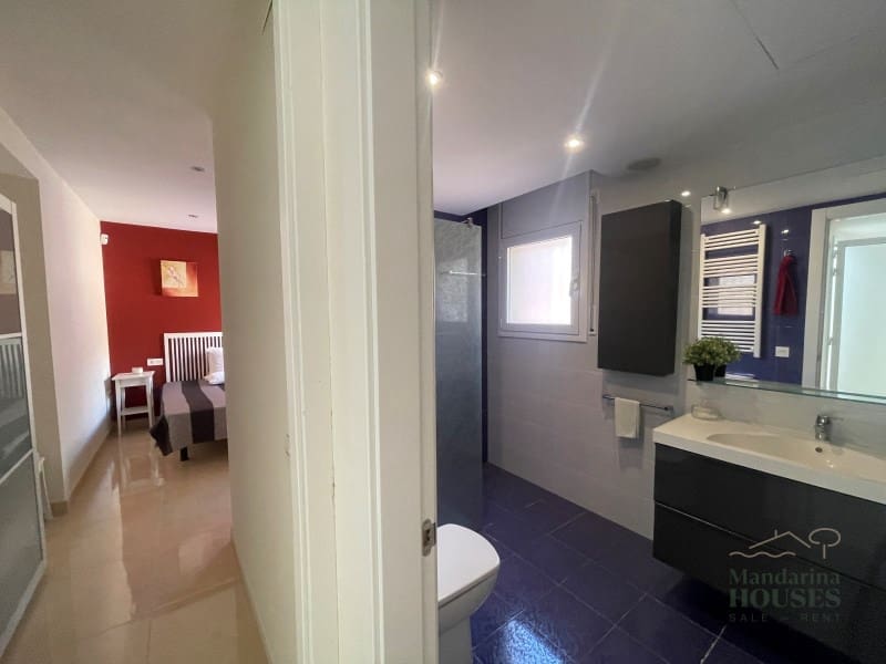 3 slaapkamer Villa te koop in Lloret de Mar met zwembad garage - € 875.000 (Ref: 9208528)