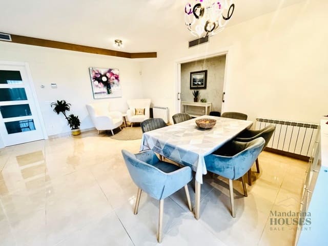 3 slaapkamer Villa te koop in Canyelles, Lloret de Mar met zwembad garage - € 875.000 (Ref: 9208528)