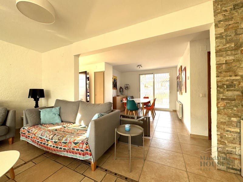 6 soverom Villa til salgs i Lloret de Mar - € 675 000 (Ref: 9243517)