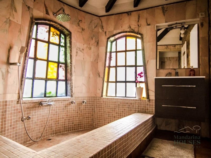 6 quarto Moradia para venda em Lloret de Mar com piscina garagem - 5 200 000 € (Ref: 9257596)