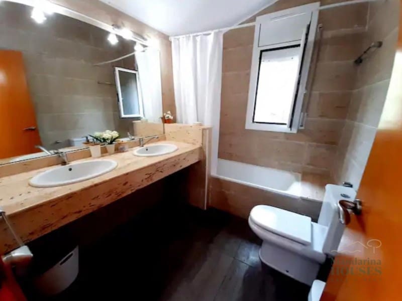 4 chambre Villa/Maison à vendre à Lloret de Mar avec piscine - 650 000 € (Ref: 9264698)