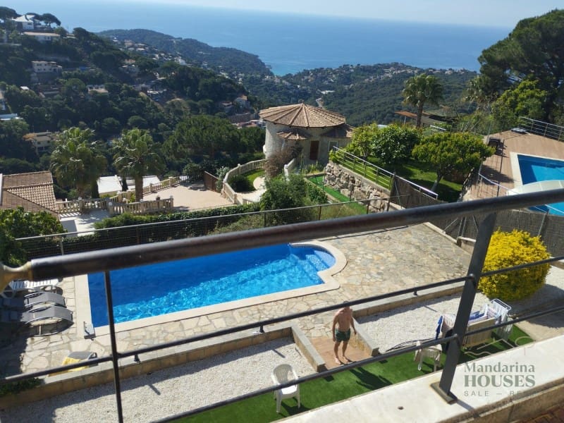 4 chambre Villa/Maison à vendre à Lloret de Mar avec piscine - 650 000 € (Ref: 9264698)