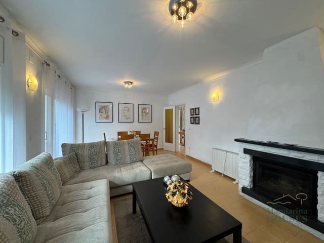 2 soveværelse Villa til salg i Canyelles, Lloret de Mar med garage - € 305.000 (Ref: 9276550)