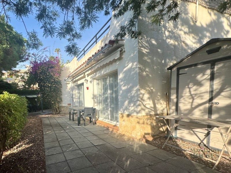 2 slaapkamer Villa te koop in Lloret de Mar - € 310.000 (Ref: 9276550)