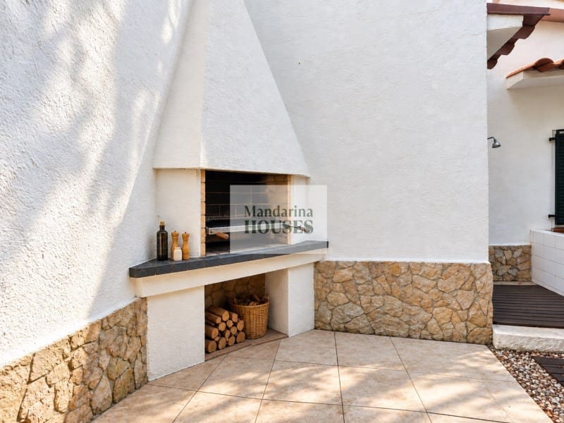 2 quarto Moradia para venda em Lloret de Mar com garagem - 290 000 € (Ref: 9276550)